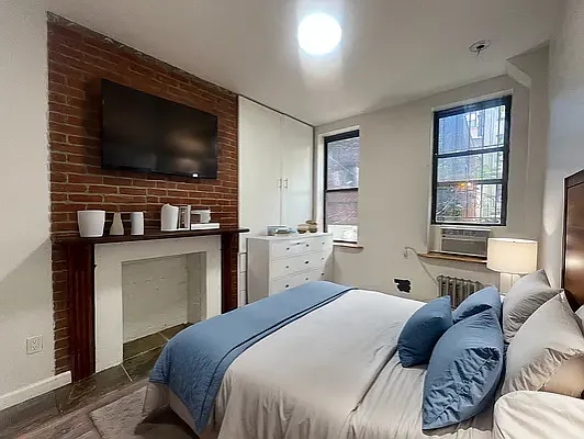 Rented by Meraki Realty LLC | media 1