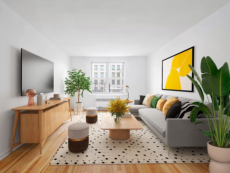 1st image of 30 Monroe Pl #2C