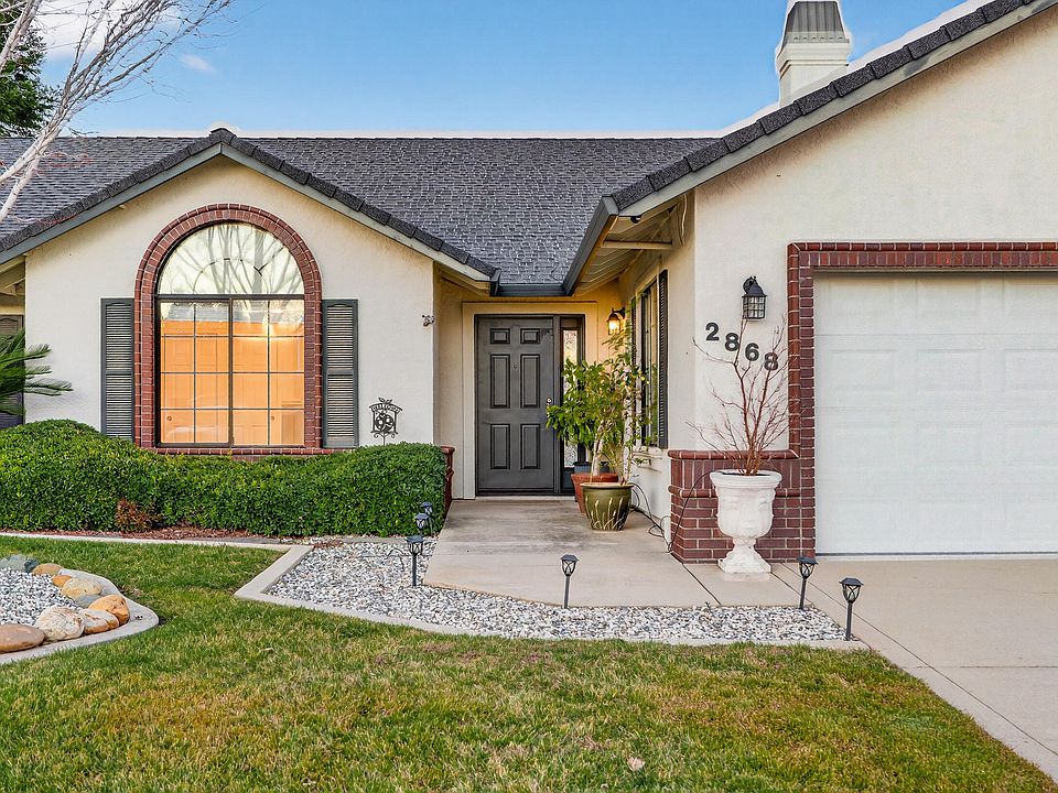 1st image of 2868 Blue Bell Dr