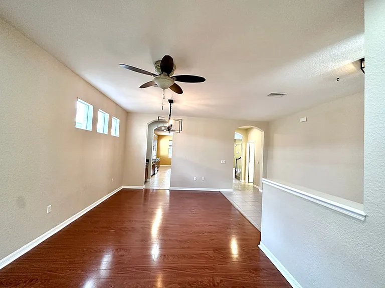 1799 Scarlett Ave — Photo 5