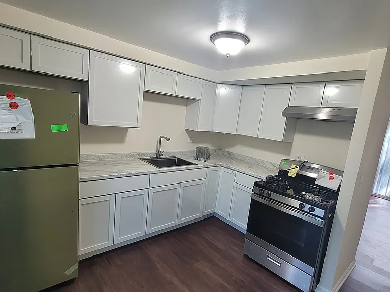 2200 Morningside Cir #A — Photo 2