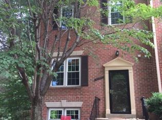 4798 Gainsborough Dr, Fairfax, VA 22032