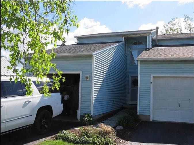 1st image of 8424 Fathom Dr