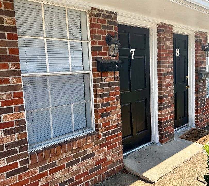 2nd image of 570 Lambuth Blvd APT 7