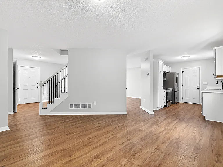 1220 Eastern St — Photo 54