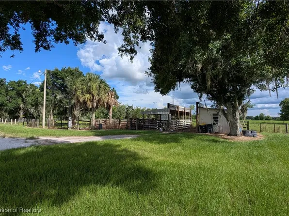 120 Hall Rd, Lake Placid, FL 33852