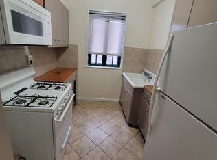 14 Metropolitan Oval, Bronx, NY 10462