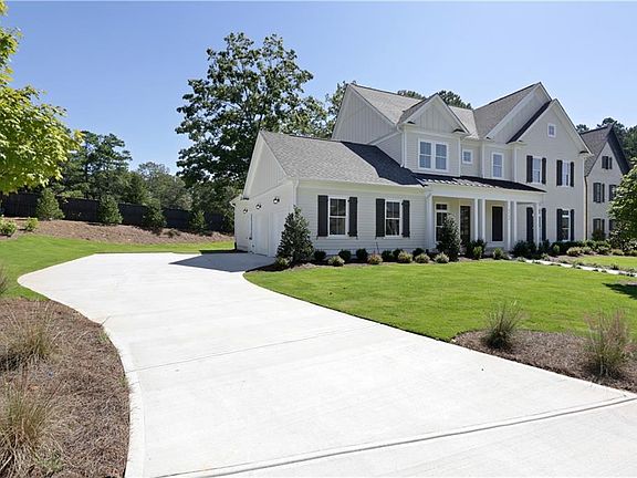 3rd image of 2722 Ellery Way NE