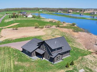 35647 Oxford Ave, Center City, MN 55012