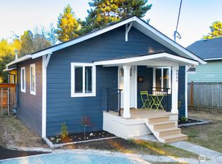 9044 9th Ave SW, Seattle, WA 98106
