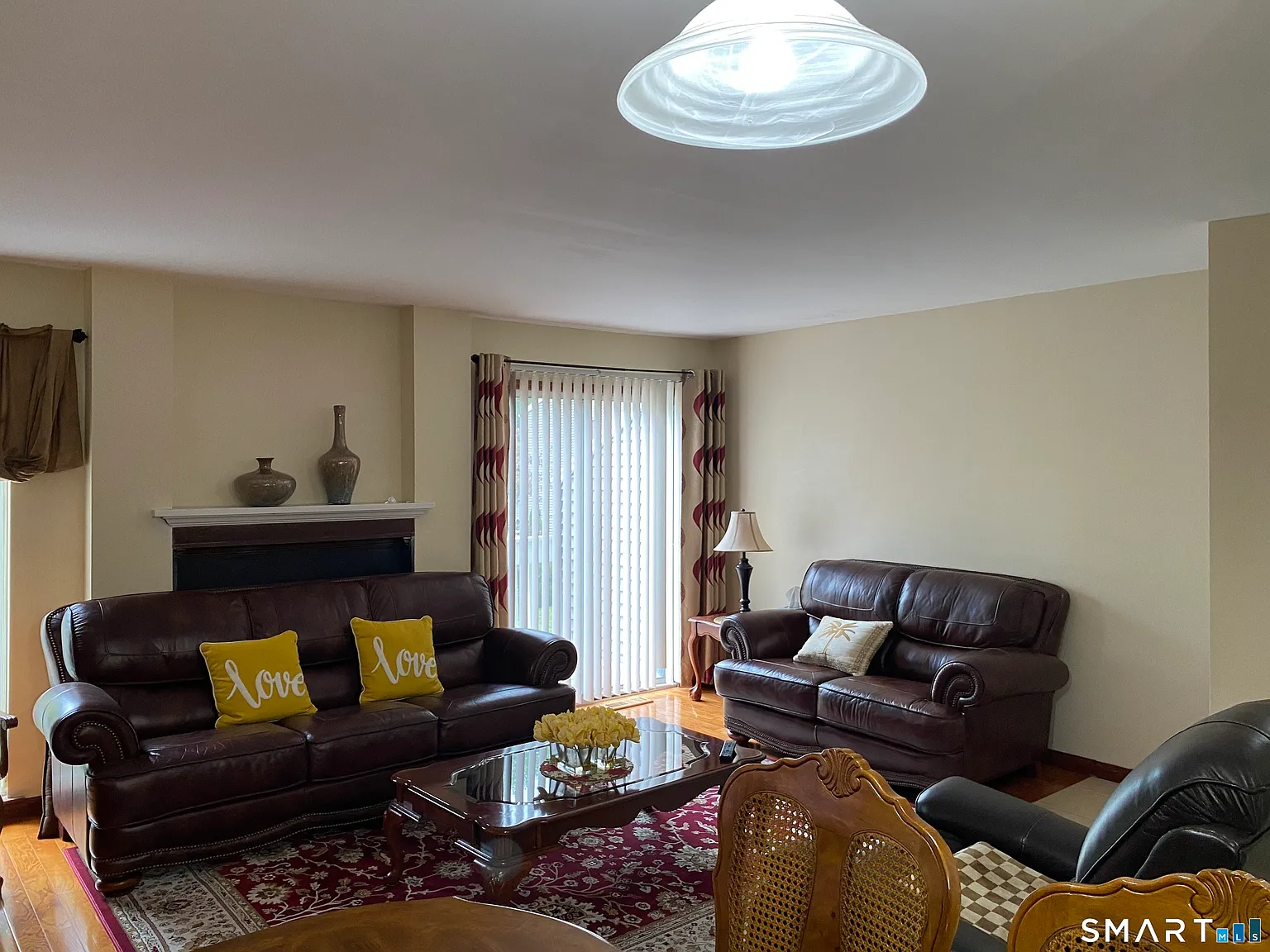 2 bed, 1.5 bath, 1706 sqft, $2,600 — Photo 4