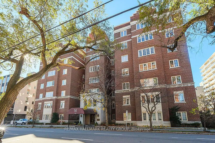 260 Metcalfe St #2C