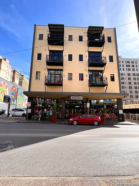 214 Travis #301