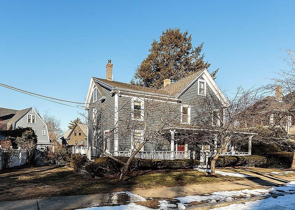 1st image of 26 Crescent Rd