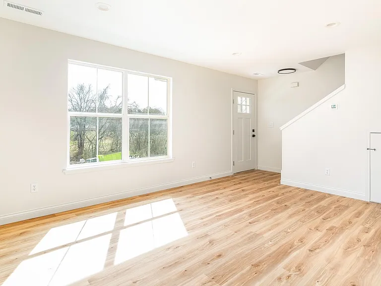 1623 Francis Rd NW — Photo 7