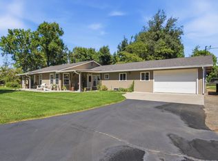 12024 Orange Blossom Rd, Oakdale, CA 95361
