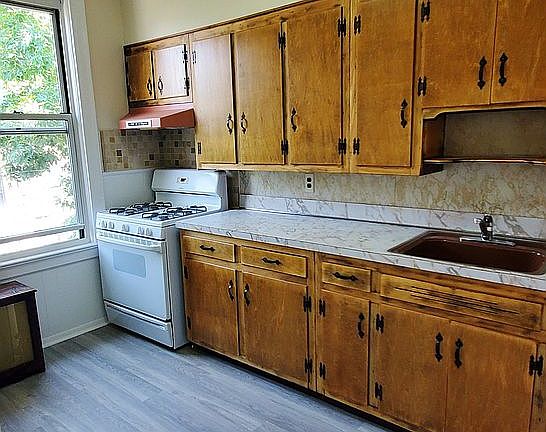 2nd image of 28-29 47th St #2B