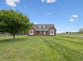 1985 Egypt Rd, Chapel Hill, TN 37034