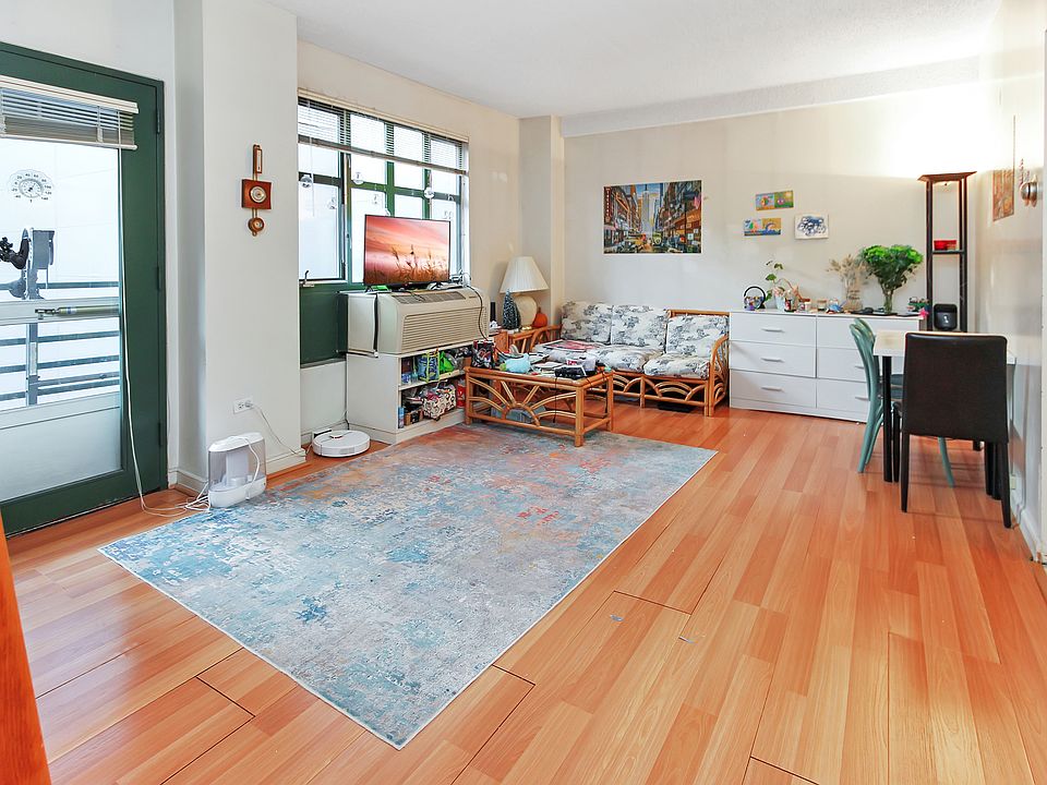 1st image of 1720 E 14th St #4Z