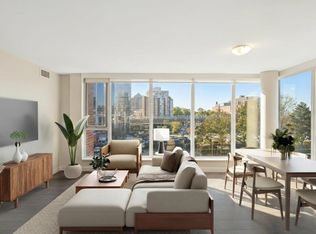 1618 Quebec St #613, Vancouver, BC V6A0C5