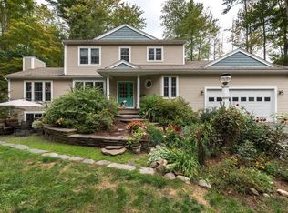 64 Reservoir Rd, Leeds, MA 01053