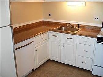 4th image of 2343 Taggart Ct