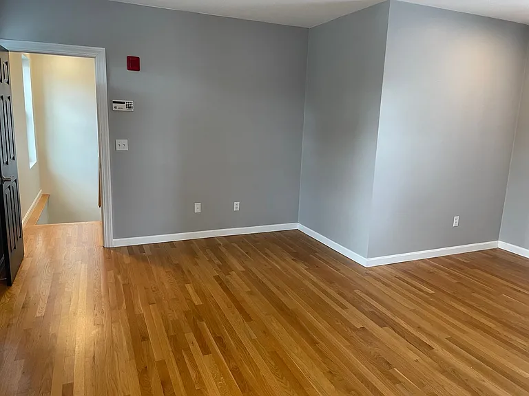 1488 Westminster St #4 — Photo 18