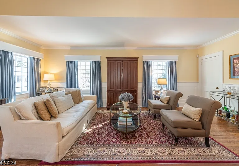 37 Colles Ave — Photo 3
