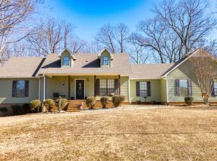 457 Holly St, Winfield, AL 35594