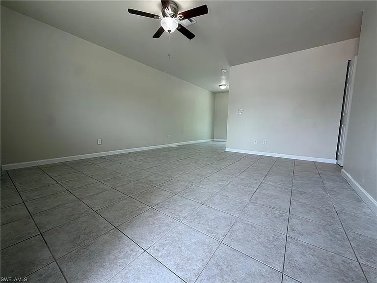 2601 47th Ter SW #B — Photo 6