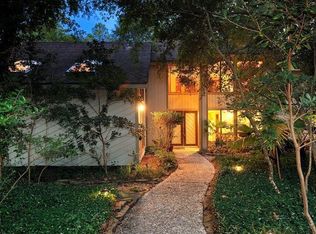 8 Meadowfair Ct, Spring, TX 77381