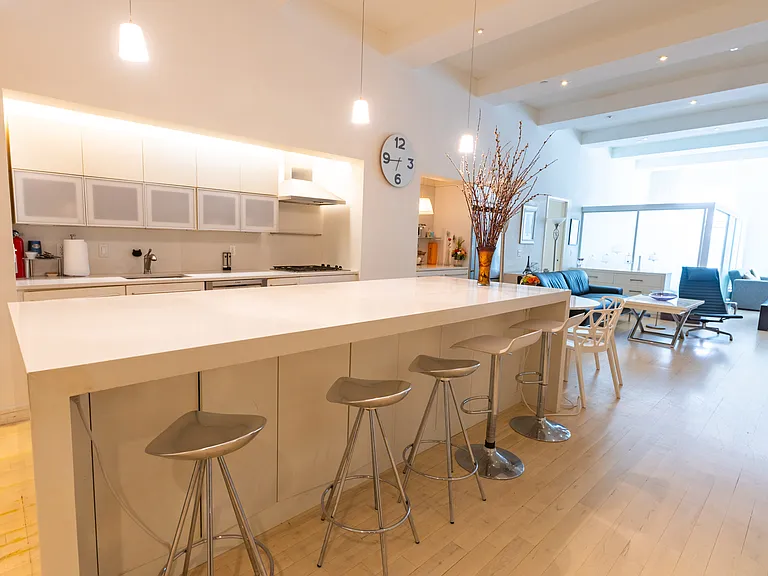 15 Broad St #716 — Photo 4