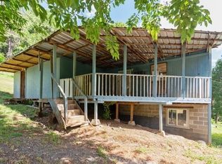 333 Big Lick Ln, Myrtle Creek, OR 97457
