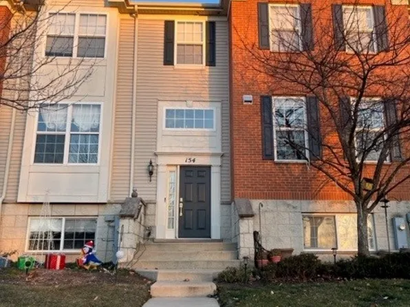 154 Jackson St, Gilberts, IL 60136