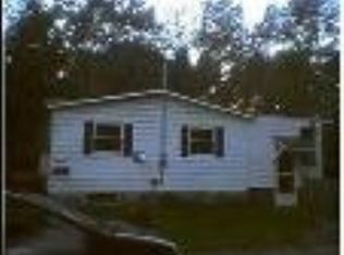 11 Circle Ln, Waterford, NY