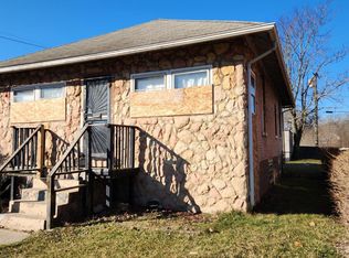 1374 Ellsworth St, Gary, IN 46404