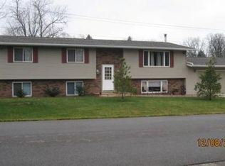 710 Somerset Dr, Metamora, IL