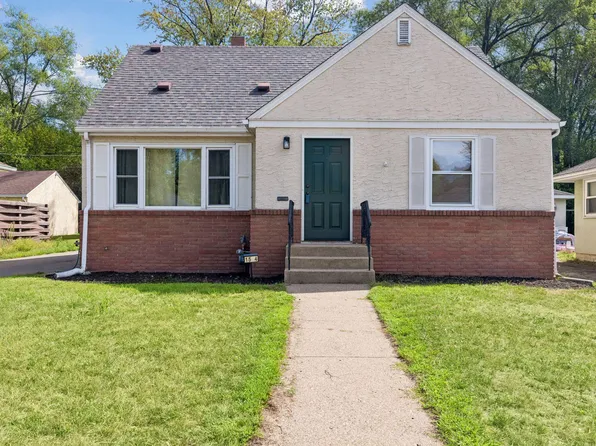 1554 Chamber St, Saint Paul, MN 55106