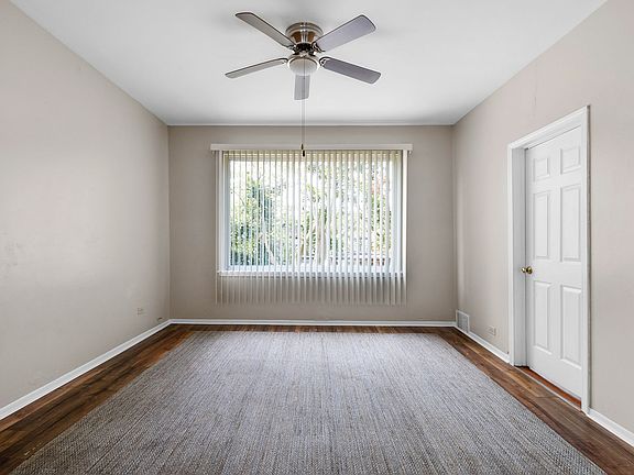 4th image of 7353 S Kenwood Ave #2