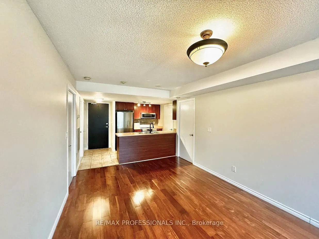 2 bed, $3,100 — Photo 2
