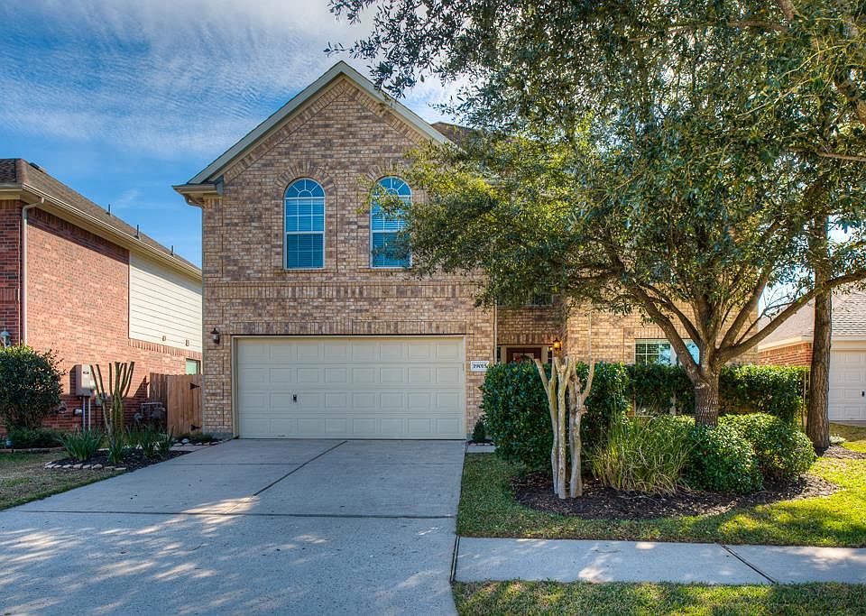 1st image of 19015 Canyon Rose Dr