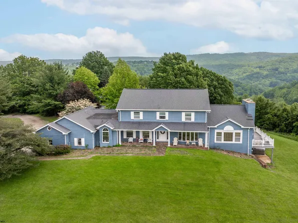 142 Vecchio Ln, Morgantown, WV 26508