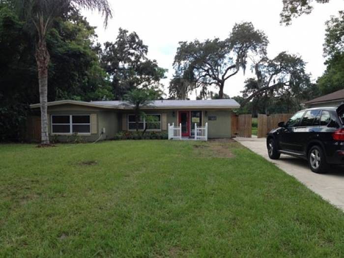 1650 Cloverlawn