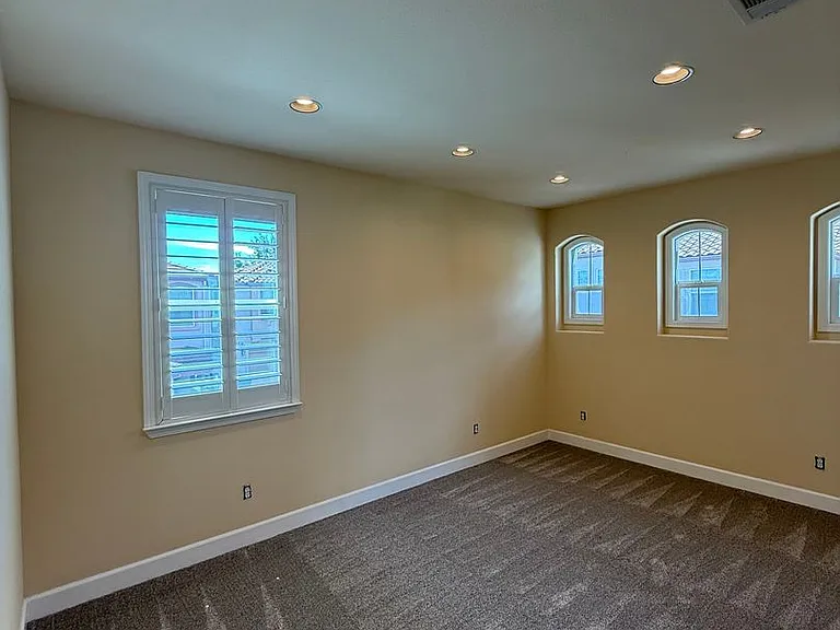 112 Refosco Ct — Photo 22