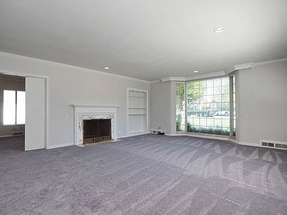 3rd image of 2055 E Princeton Dr