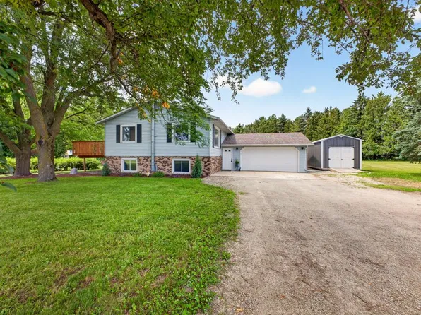 22602 617th St, Mantorville, MN 55955
