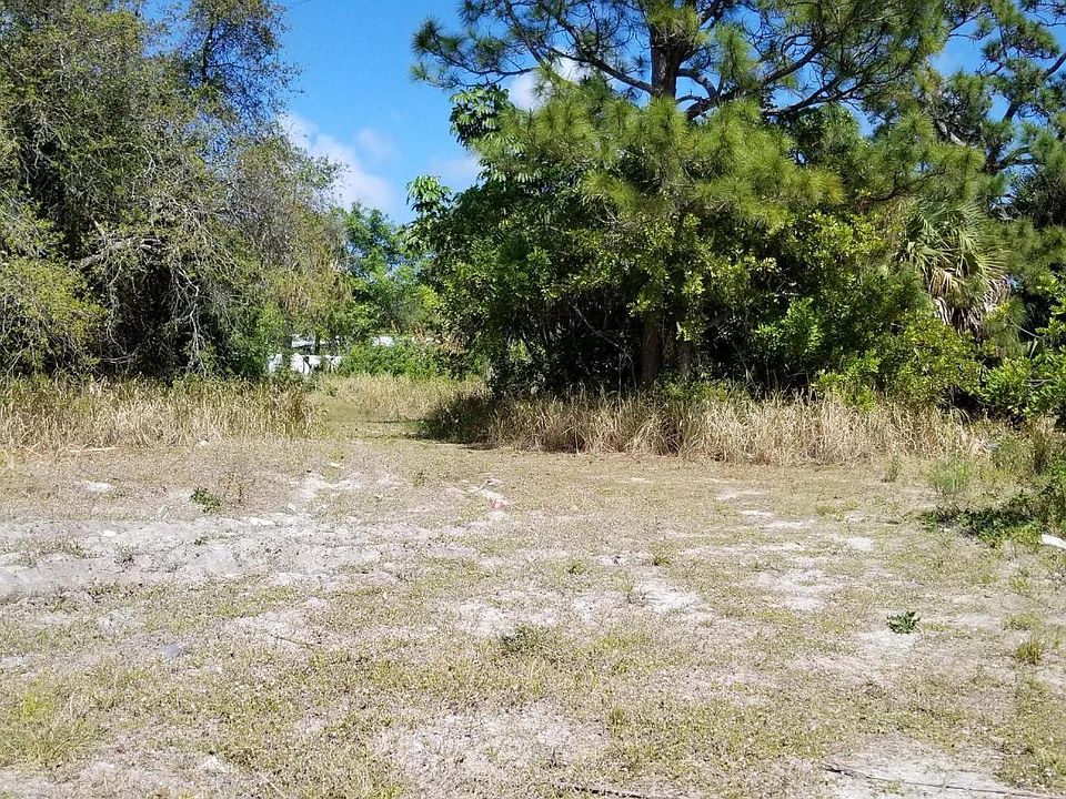 2nd image of 652 Savannah Road
