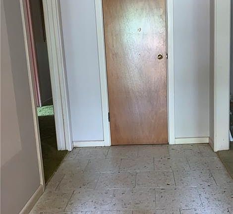 2nd image of 1320 Loma Alta Pl