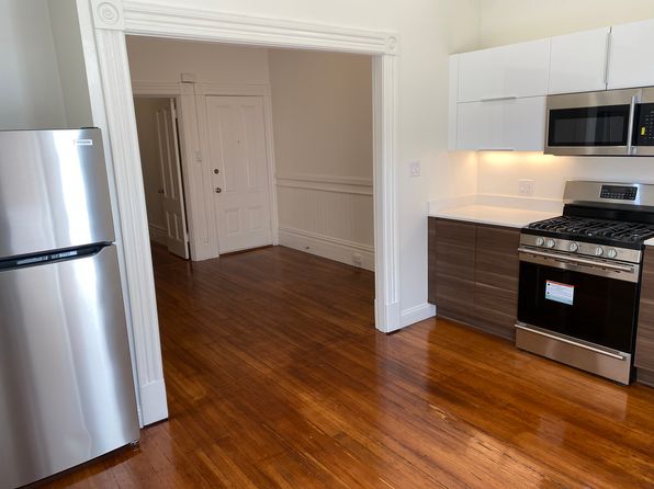577 Hayes St APT B