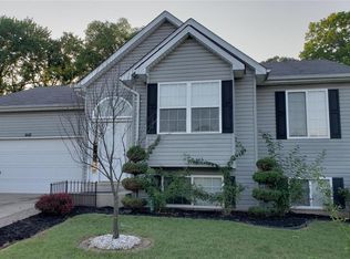 1643 Twelve Oaks Pl, Pevely, MO 63070
